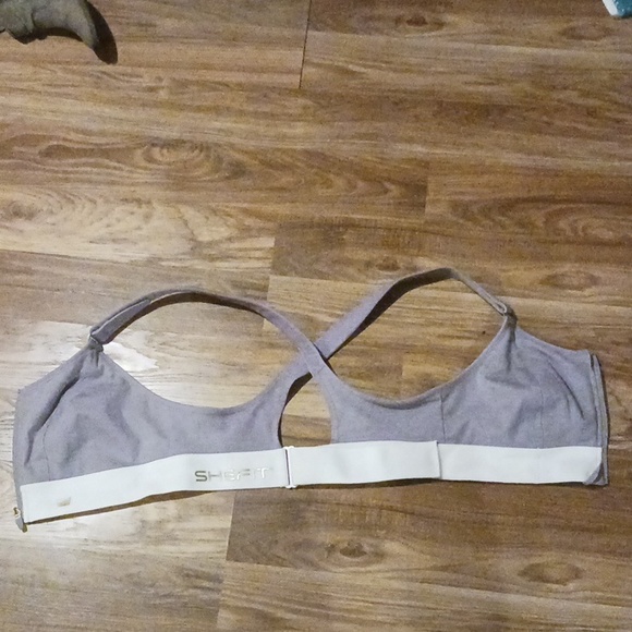 Shefit high impact sports bra - Picture 3 of 4